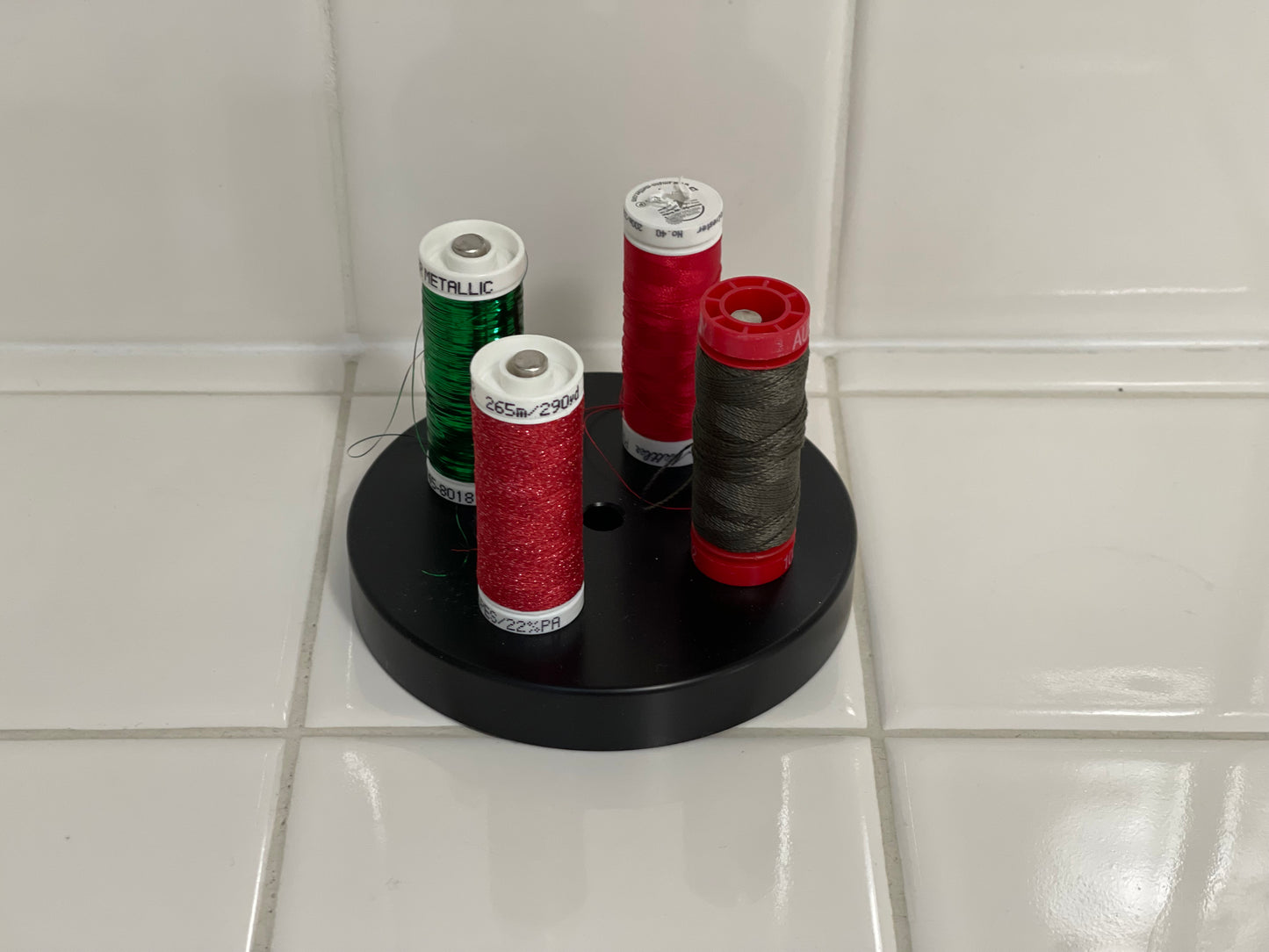 Thread Fusion - multi spool thread stand